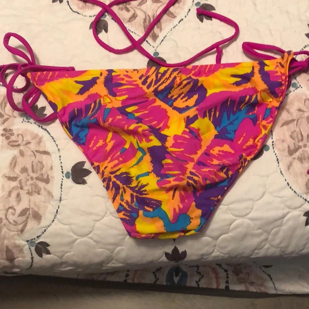 Venus -bikini 🌺 - Picture 5 of 8